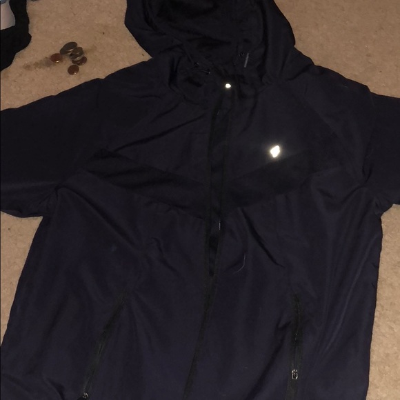 Athletic windbreaker - Picture 4 of 5